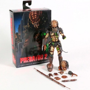 neca-damage-predator-2