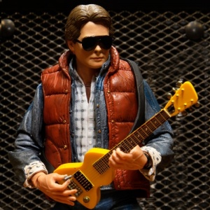neca-ultimate-marty-mcfly-5