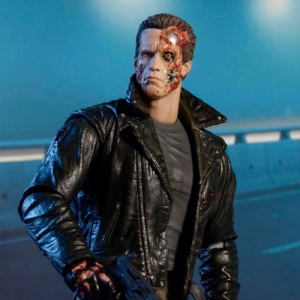 neca-ultimate-police-station-assault-t-800-4