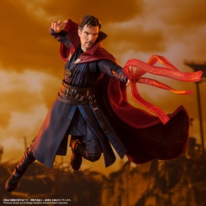sh-figuarts-dr_-strange-battle-on-titan-003