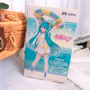 taito-hatsune-miku-original-summer-clothes-ver -renewal-japan-figure