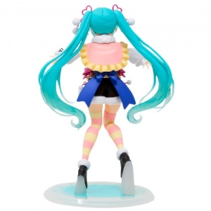 taito-hatsune-miku-winter-ver-figure-002