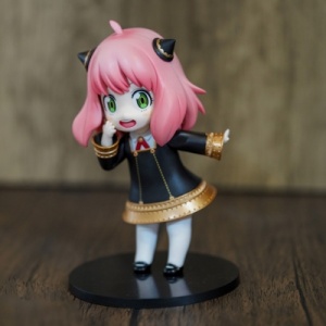 taito-spy-x-family-anya-forger-puchieete-figure