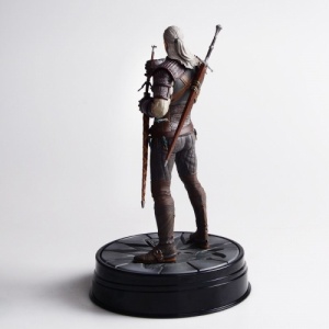 the-witcher-3-wild-hunt-geralt-of-rivia-pvc-action-figure-1